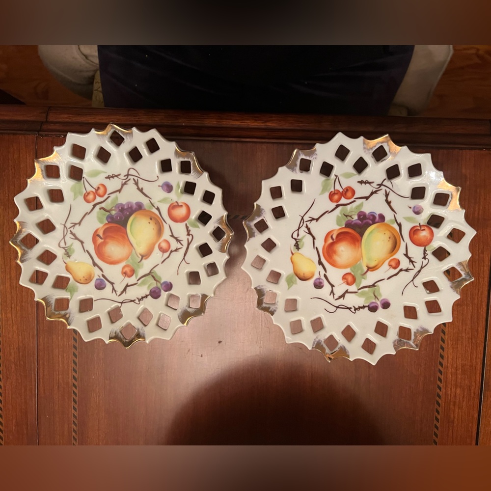 Lefton pair of Hand Painted China Pedestal Plates beautiful display dishes!